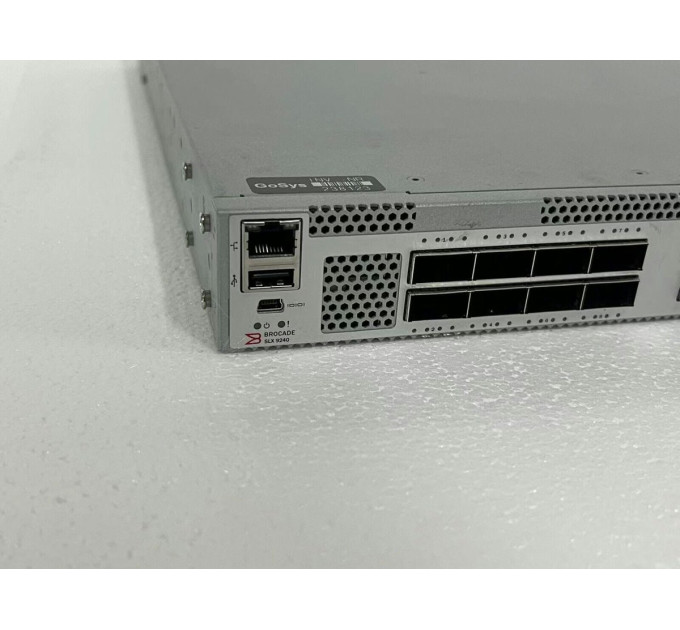 Brocade SLX 9240 Switch BR-SLX-9240-32C-AC-R 80-1009378-05 32x 100/40 GbE Ports
