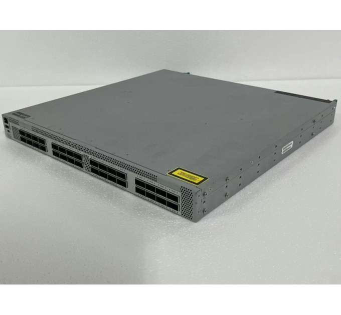Brocade SLX 9240 Switch BR-SLX-9240-32C-AC-R 80-1009378-05 32x 100/40 GbE Ports